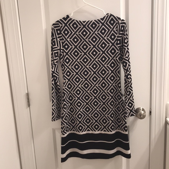 Black & White Dress - Picture 2 of 7